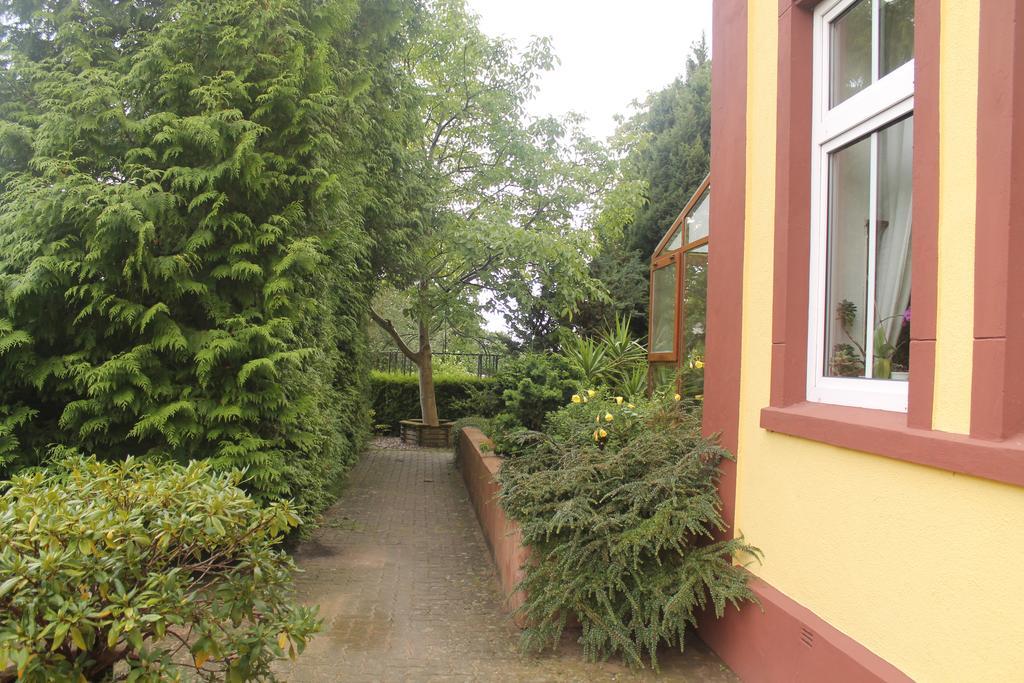 Hotel Gesellschaftshaus Bergen Auf Rugen Ngoại thất bức ảnh